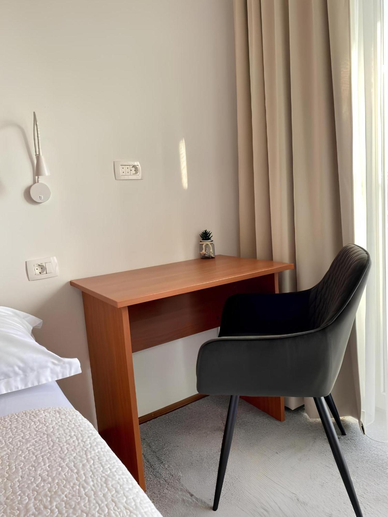 Accommodation Ventus Baška Voda Extérieur photo
